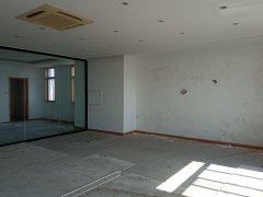 便宜倉(cāng)庫(kù)出租，單間49平起，整層1600平，按需出租